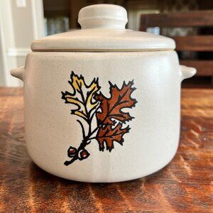 Vintage 1960's Oak Leaves And Acorns West Bend Bean Pot